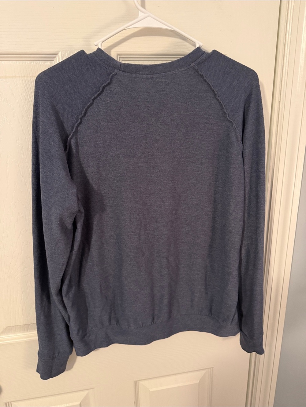 good hYOUman Heather Navy Graphic Tee - Picture 4 of 4